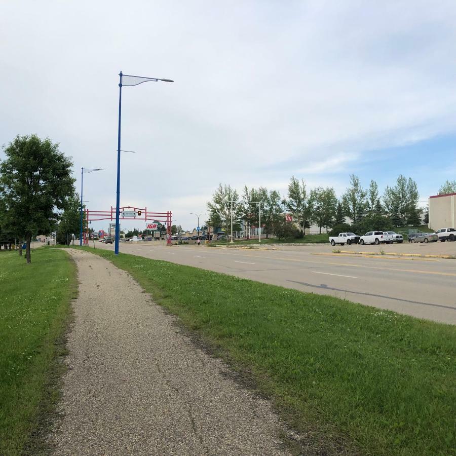Westwind Motor Inn Drayton Valley Exterior photo